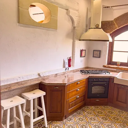 Apartment Traditional Maltese By Ma St. Paul's Bay
