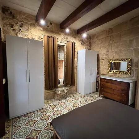 Apartment Traditional Maltese By Ma *